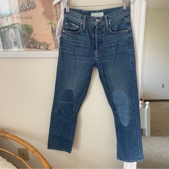 Mother Denim Superior The Tomcat Patchwork Jeans Kneeling on Stones - Picture 3 of 7